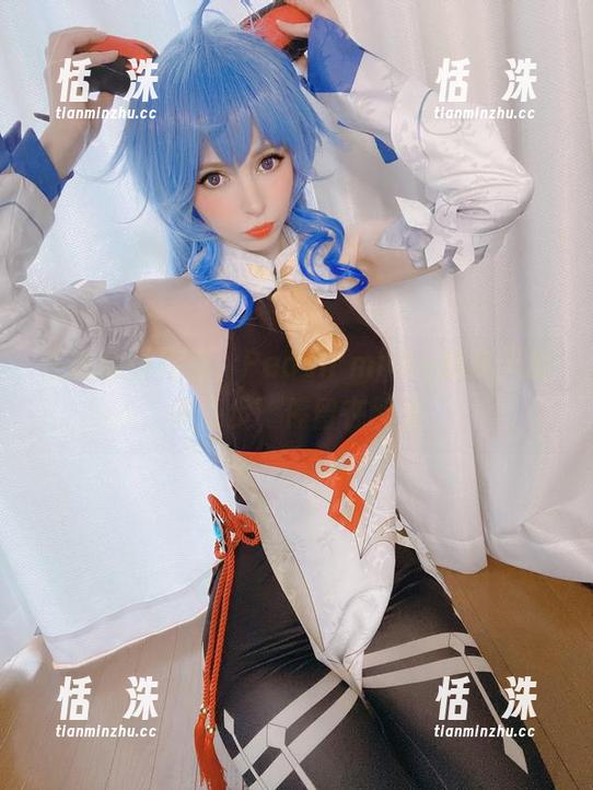在最新图库里，Peach milky的夏天随便漫步，停留在梦里
